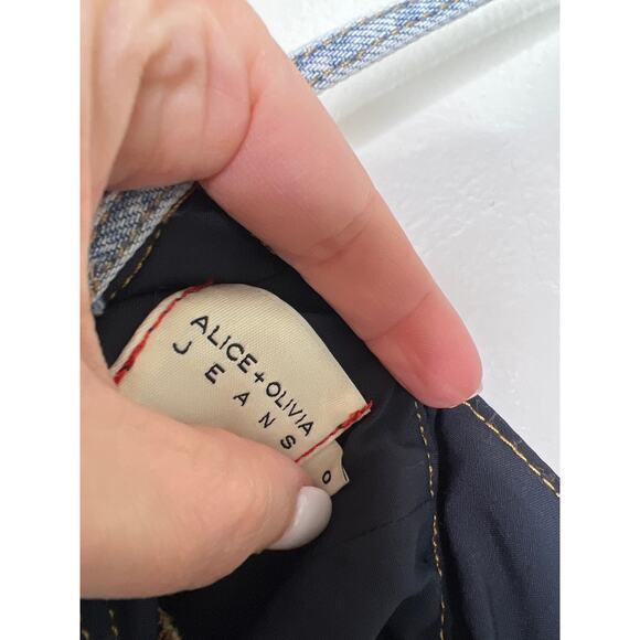 NEW Alice + Oliviia Carli Spaghetti Smocked V-neck Denim Mini Dress Blue Size: 0 - Picture 5 of 10